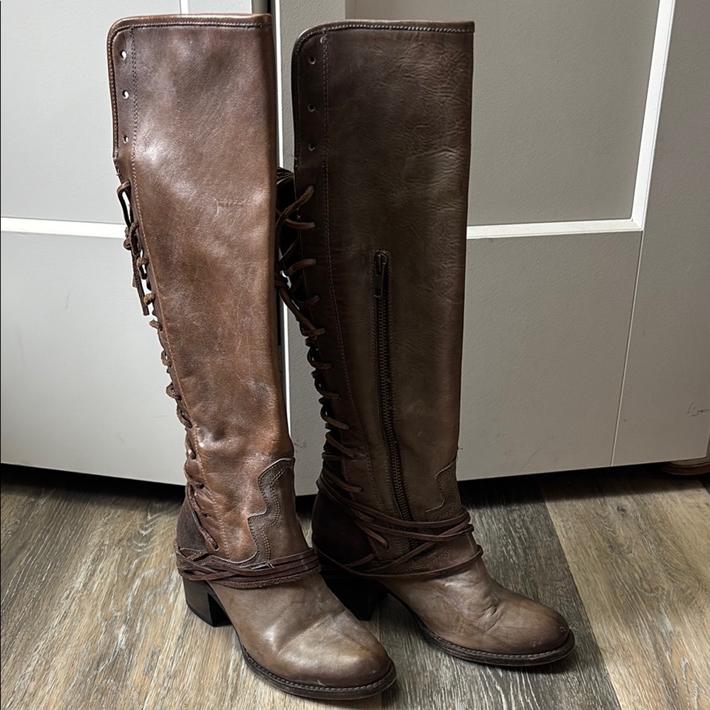 Freebird by Steven coal boot sz 6